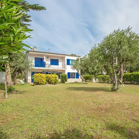 Roc Pl Villa *